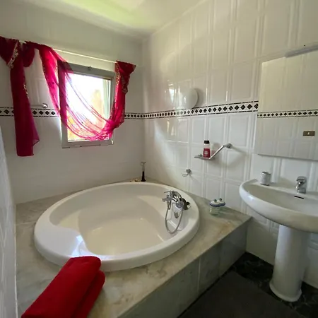 Prázdninový dům Casa El Castillo 3 *