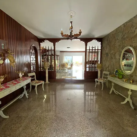 Vakantiehuis Casa El Castillo 3 *